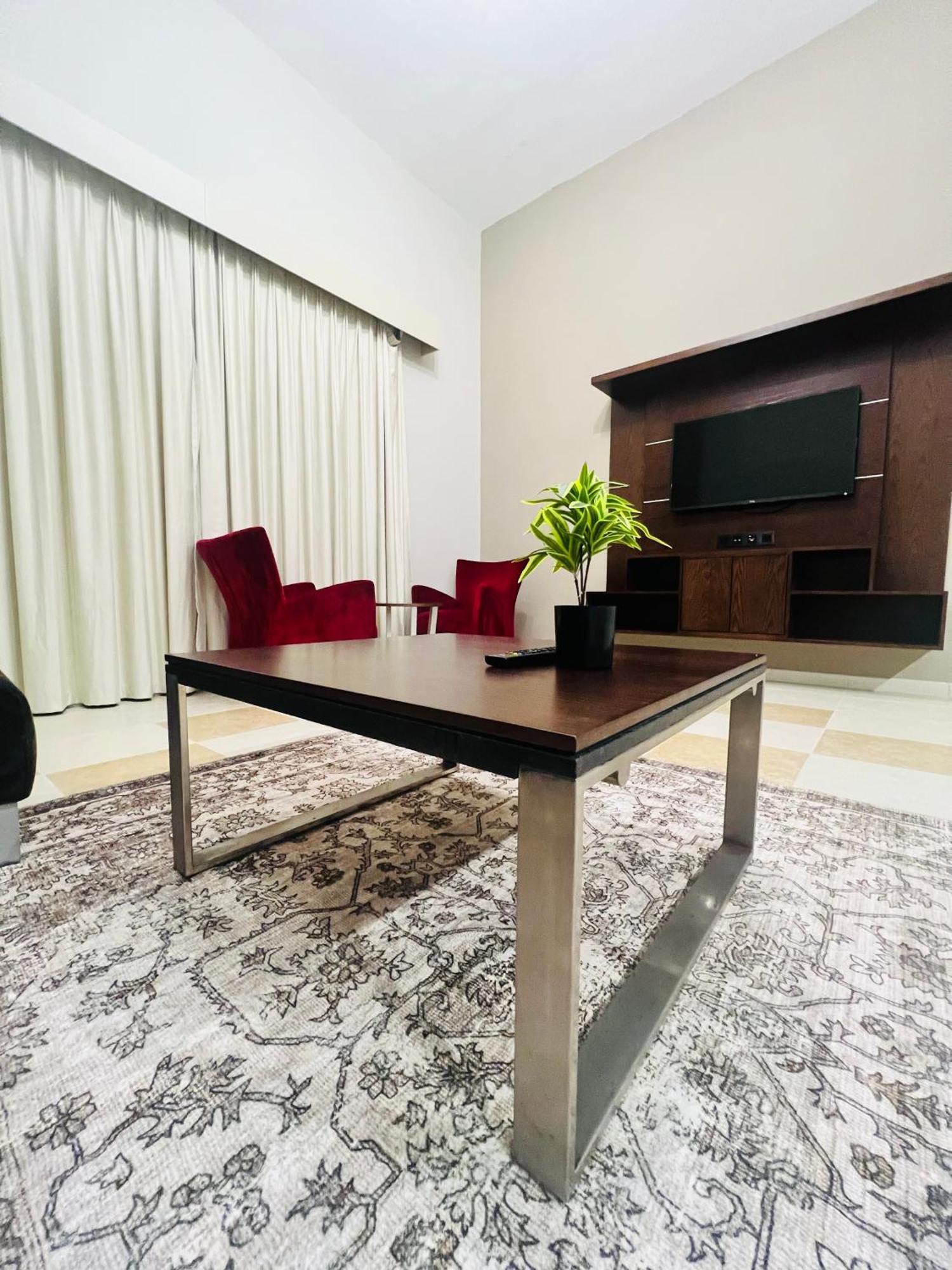 Alraef Luxury Apartments Dubaj Exteriér fotografie